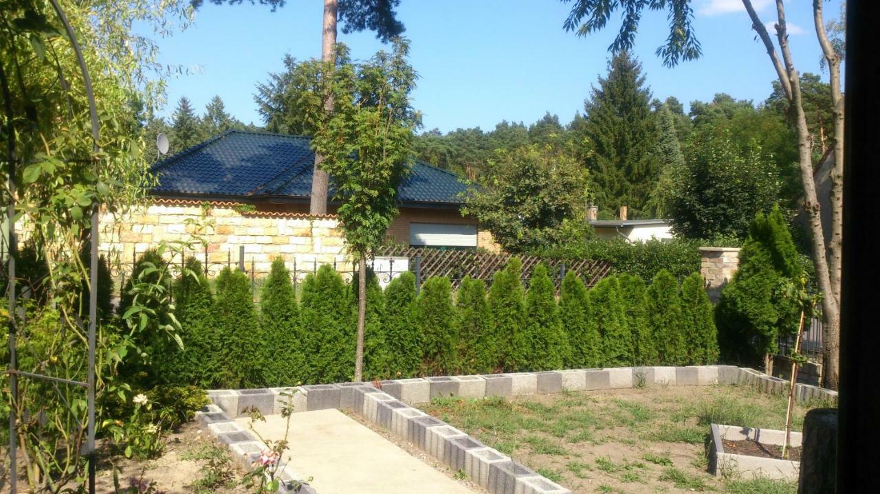 Little Paradise Apartment Берлин Екстериор снимка